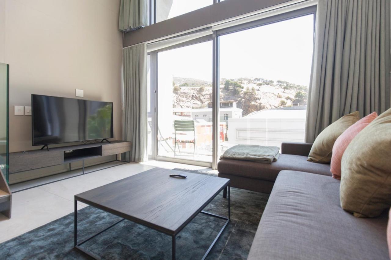 117 On Strand - Luxury Apartments ケープタウン エクステリア 写真